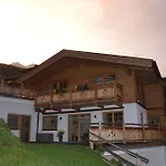 Andis Almdorf