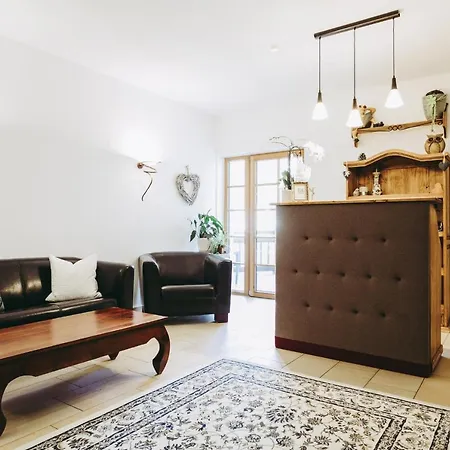 Guest house Andis Almdorf 2*