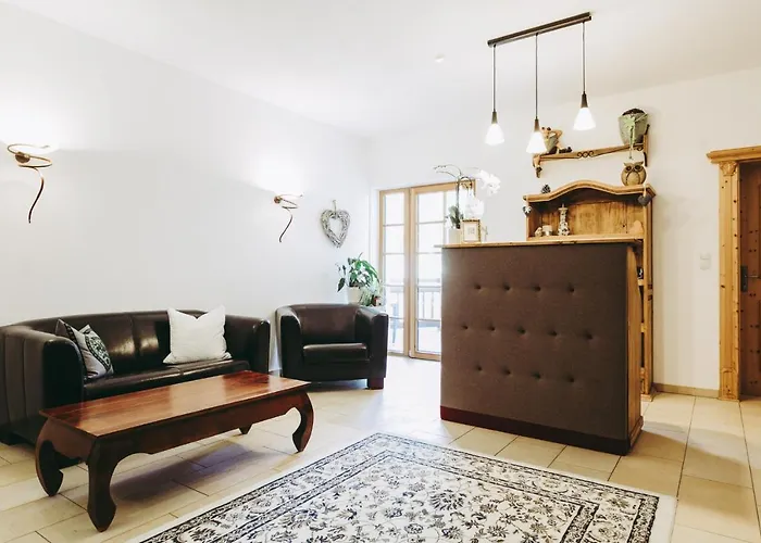 Guest house Andis Almdorf 2*