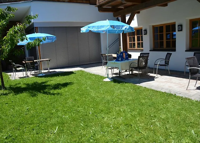 Гостевой дом Andis Almdorf 2*